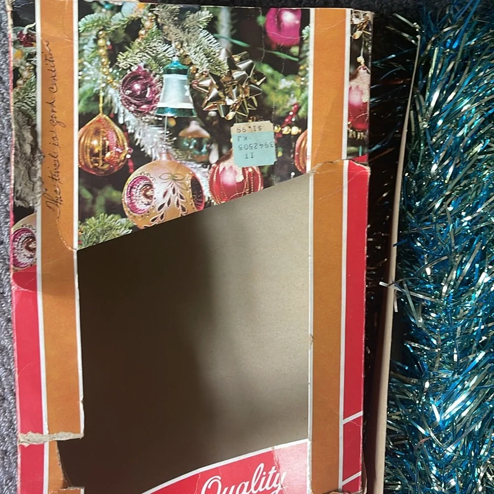 box VTG Tarnish Proof Flameproof Silver blue Tinsel Garland 25 yards Christmas